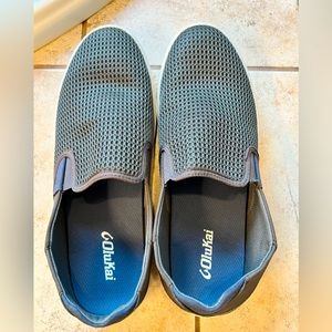 OluKai Grey Moloa Slippers 10.5